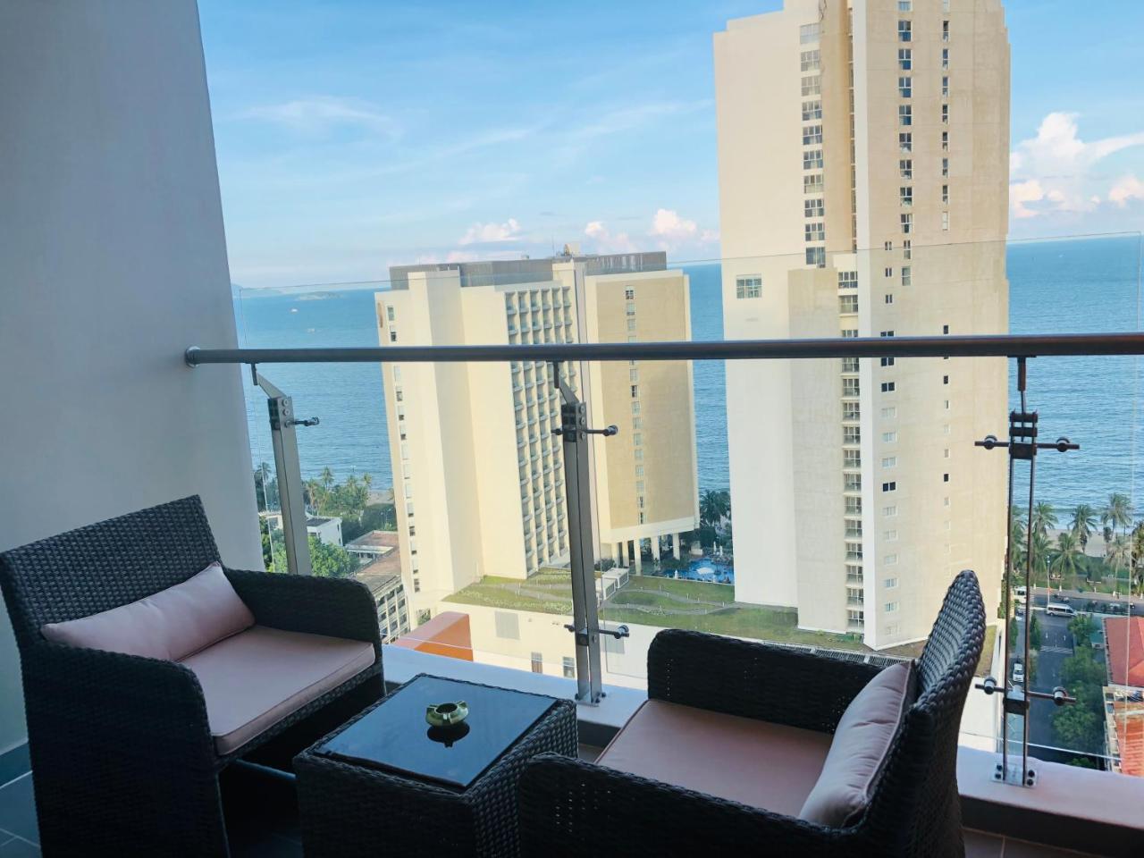 Atlantica Balcony Ocean View Serviced Apartment Nha Trang Exterior foto